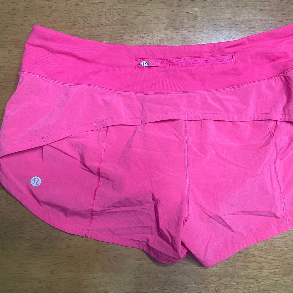Lululemon Women’s Shorts - Hotty Hot Low Rise Lined 2.5 Inch